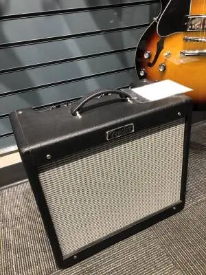 Fender - Blues Jr III - 223-0500-000 2